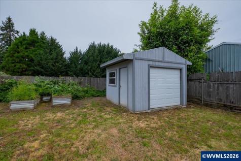 1176 Grove Street Lebanon OR 97355