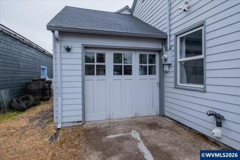 1176 Grove Street Lebanon OR 97355