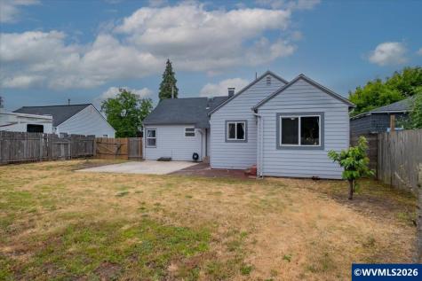 1176 Grove Street Lebanon OR 97355