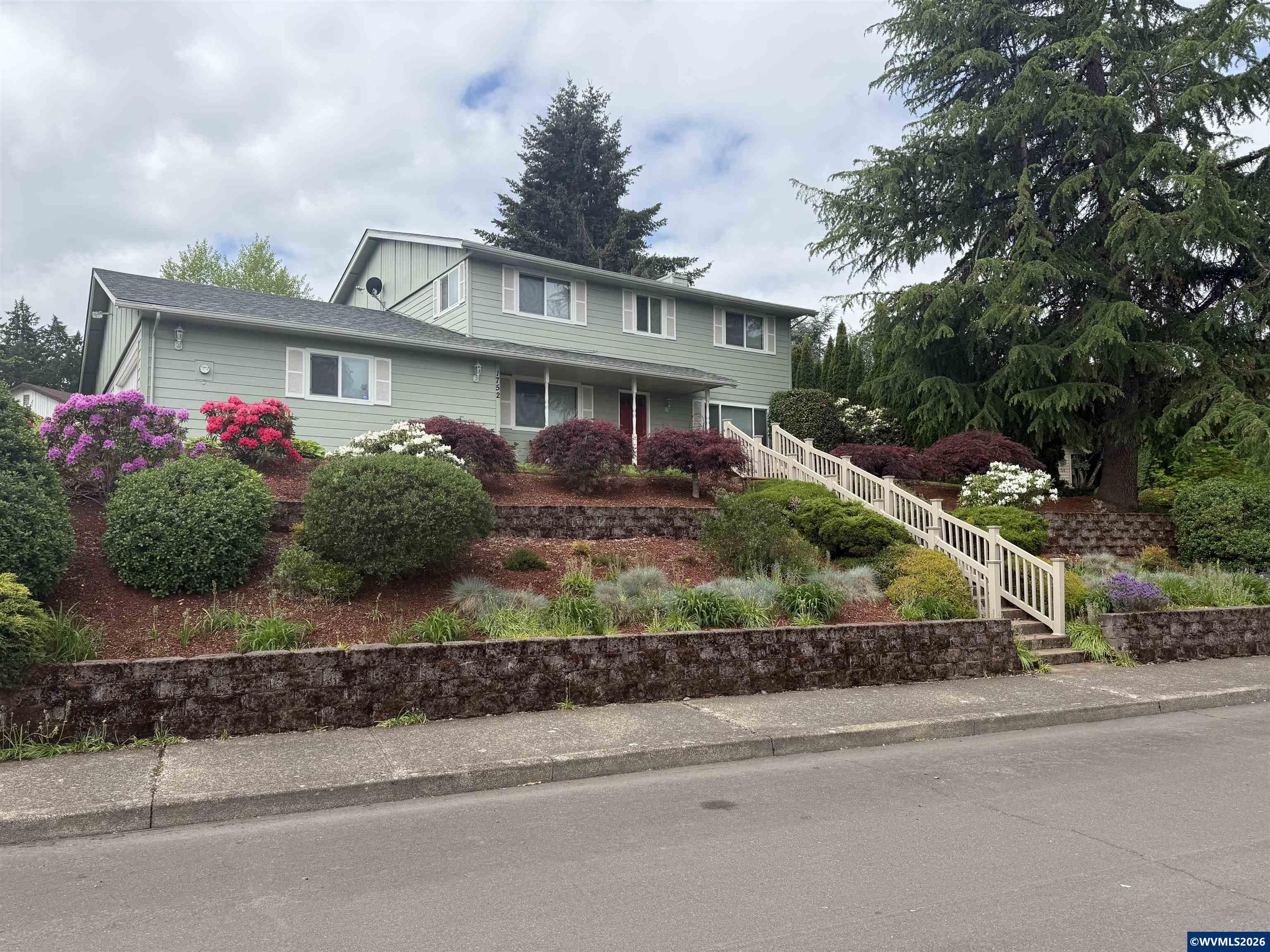 1752 Cumulus Court NW Salem OR 97304