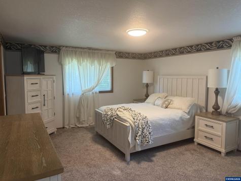 1752 Cumulus Court NW Salem OR 97304