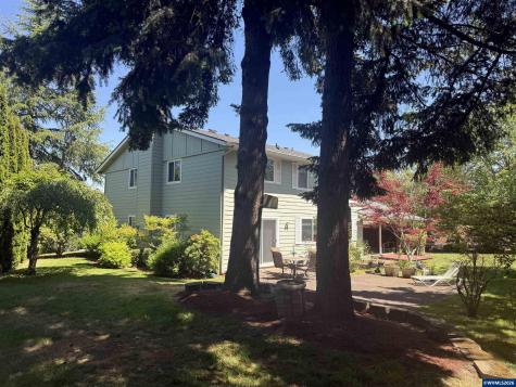 1752 Cumulus Court NW Salem OR 97304