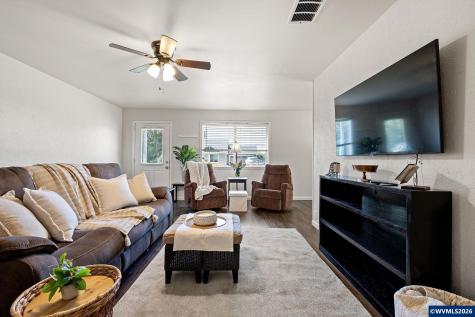 112 E 2nd Street Halsey OR 97348