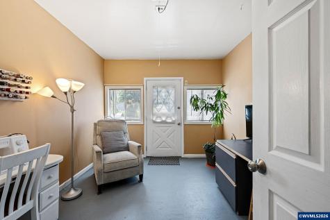 112 E 2nd Street Halsey OR 97348