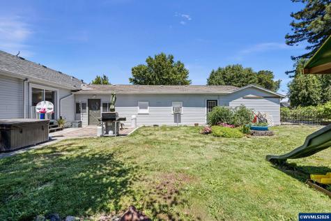 112 E 2nd Street Halsey OR 97348