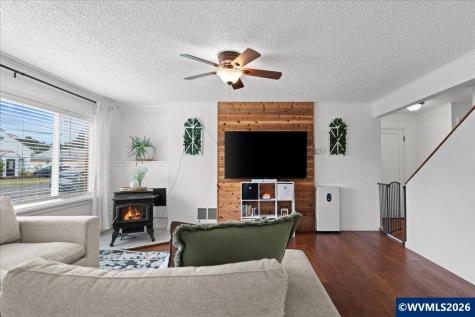 409 NW Yamhill Street Sheridan OR 97378