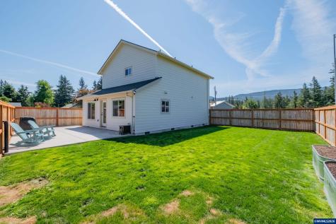 123 Sorbin Avenue E Gates OR 97346
