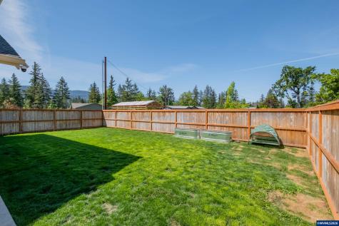 123 Sorbin Avenue E Gates OR 97346