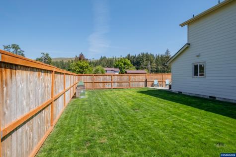123 Sorbin Avenue E Gates OR 97346