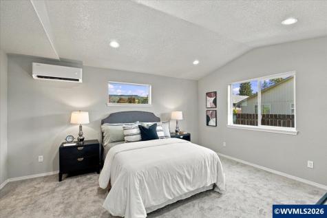 3685 Green River Road Sweet Home OR 97386