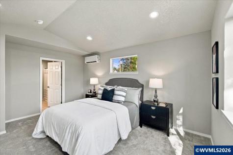 3685 Green River Road Sweet Home OR 97386