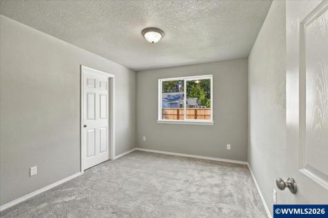 3685 Green River Road Sweet Home OR 97386