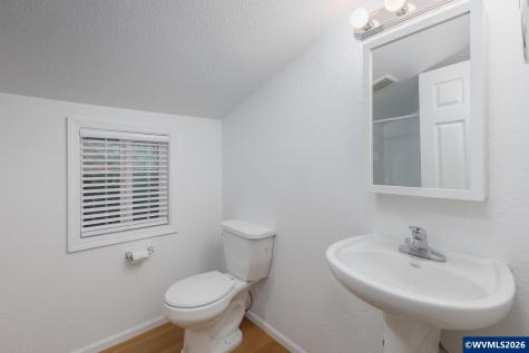 561 W Olive Street Newport OR 97365