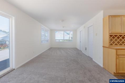 561 W Olive Street Newport OR 97365