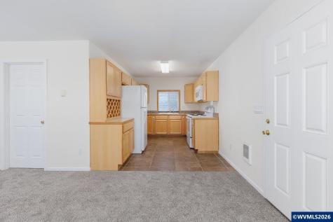 561 W Olive Street Newport OR 97365
