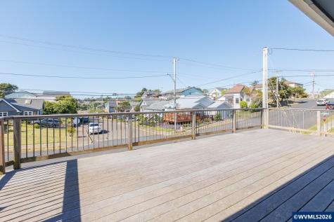 561 W Olive Street Newport OR 97365