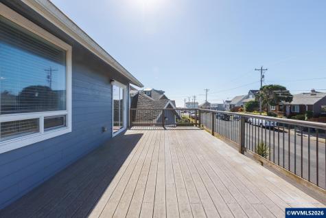 561 W Olive Street Newport OR 97365