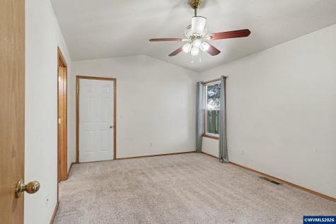 740 SE Lacey Street Sheridan OR 97378