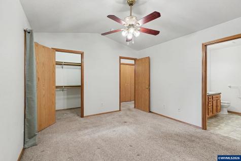 740 SE Lacey Street Sheridan OR 97378