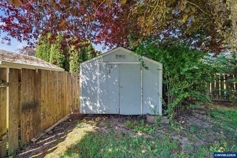 740 SE Lacey Street Sheridan OR 97378