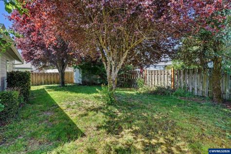 740 SE Lacey Street Sheridan OR 97378