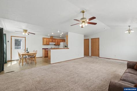 740 SE Lacey Street Sheridan OR 97378