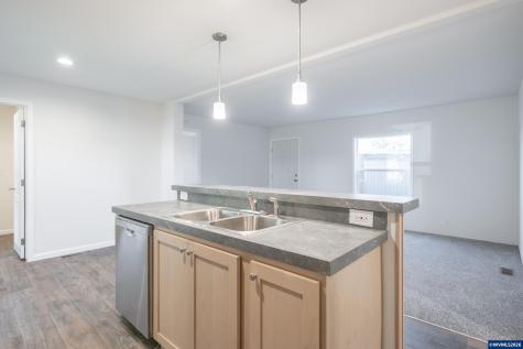 3124 Surfwood Drive NE Salem OR 97305