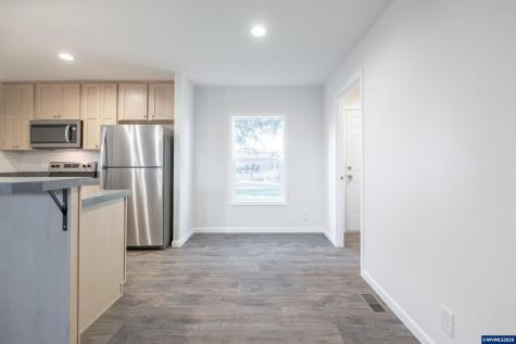 3124 Surfwood Drive NE Salem OR 97305