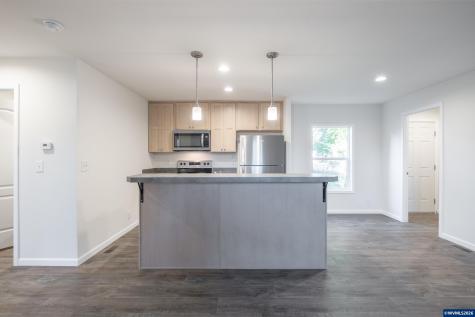 3124 Surfwood Drive NE Salem OR 97305