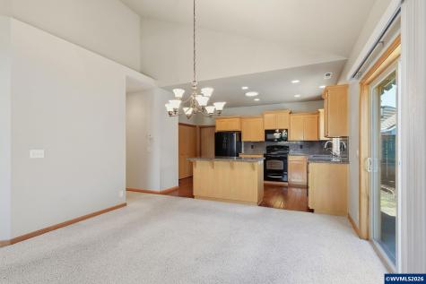 2030 Lakeland Way Eugene OR 97408