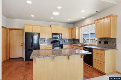 2030 Lakeland Way Eugene OR 97408