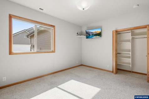 2030 Lakeland Way Eugene OR 97408