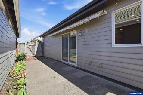2030 Lakeland Way Eugene OR 97408