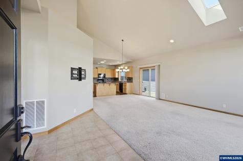 2030 Lakeland Way Eugene OR 97408
