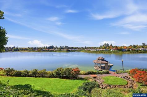 2030 Lakeland Way Eugene OR 97408