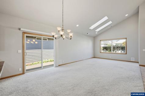 2030 Lakeland Way Eugene OR 97408