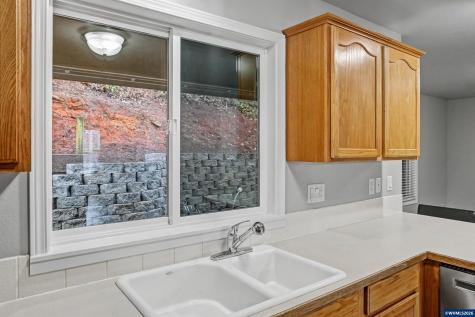 6049 Fircrest Street SE Salem OR 97306