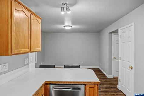 6049 Fircrest Street SE Salem OR 97306