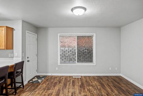 6049 Fircrest Street SE Salem OR 97306