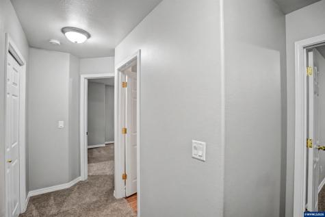 6049 Fircrest Street SE Salem OR 97306