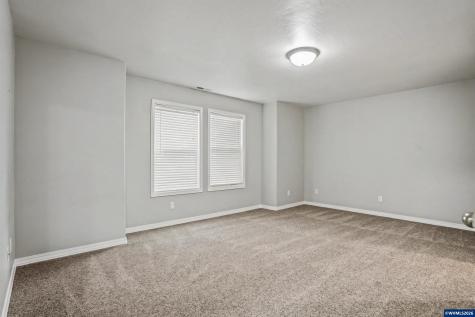 6049 Fircrest Street SE Salem OR 97306
