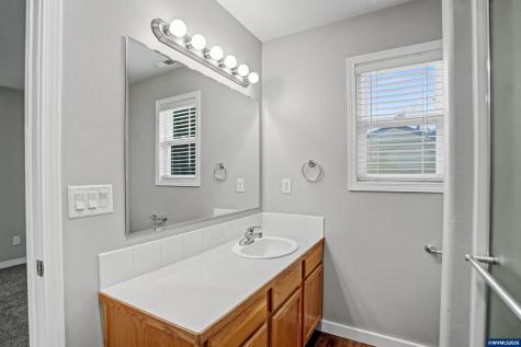 6049 Fircrest Street SE Salem OR 97306