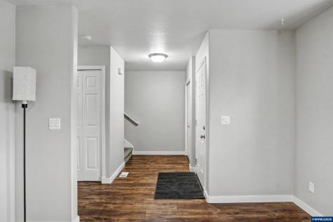 6049 Fircrest Street SE Salem OR 97306