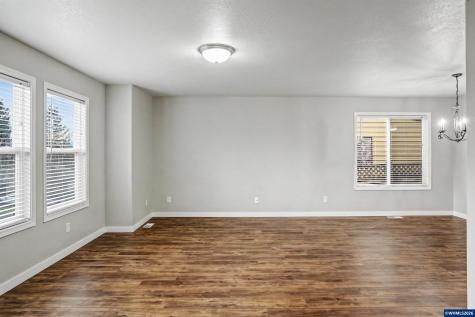 6049 Fircrest Street SE Salem OR 97306