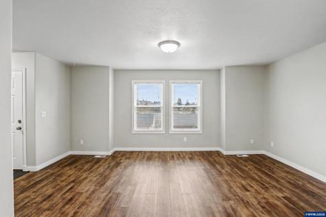 6049 Fircrest Street SE Salem OR 97306