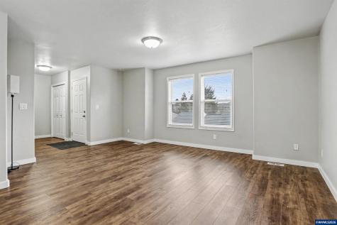 6049 Fircrest Street SE Salem OR 97306