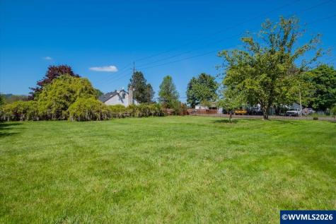 425 Crowfoot Road Lebanon OR 97355