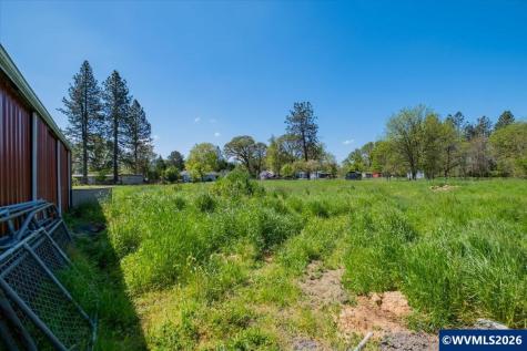 425 Crowfoot Road Lebanon OR 97355