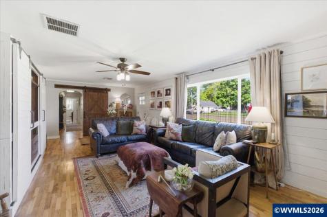 425 Crowfoot Road Lebanon OR 97355