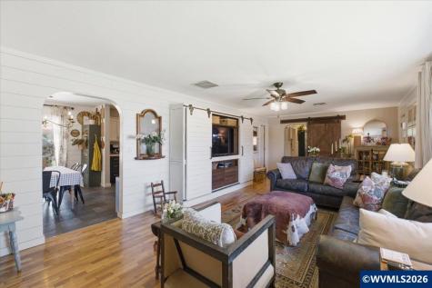 425 Crowfoot Road Lebanon OR 97355